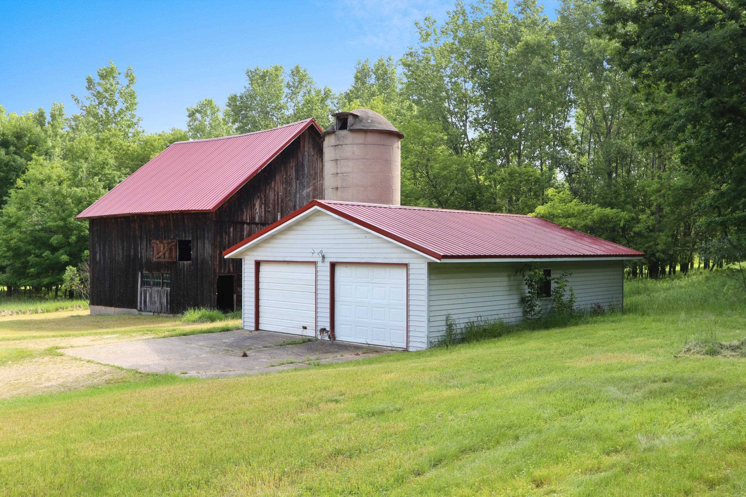 5638 County Rd Bb Gillett, WI 54124 - Photo 24 of 61