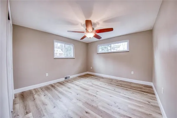 $3,000 | 2158 Reis Run Road, Pittsburgh, PA 15237