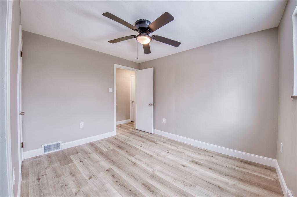 2158 Reis Run Road Pittsburgh, PA 15237 - Photo 22 of 50 wooden floor in an empty room