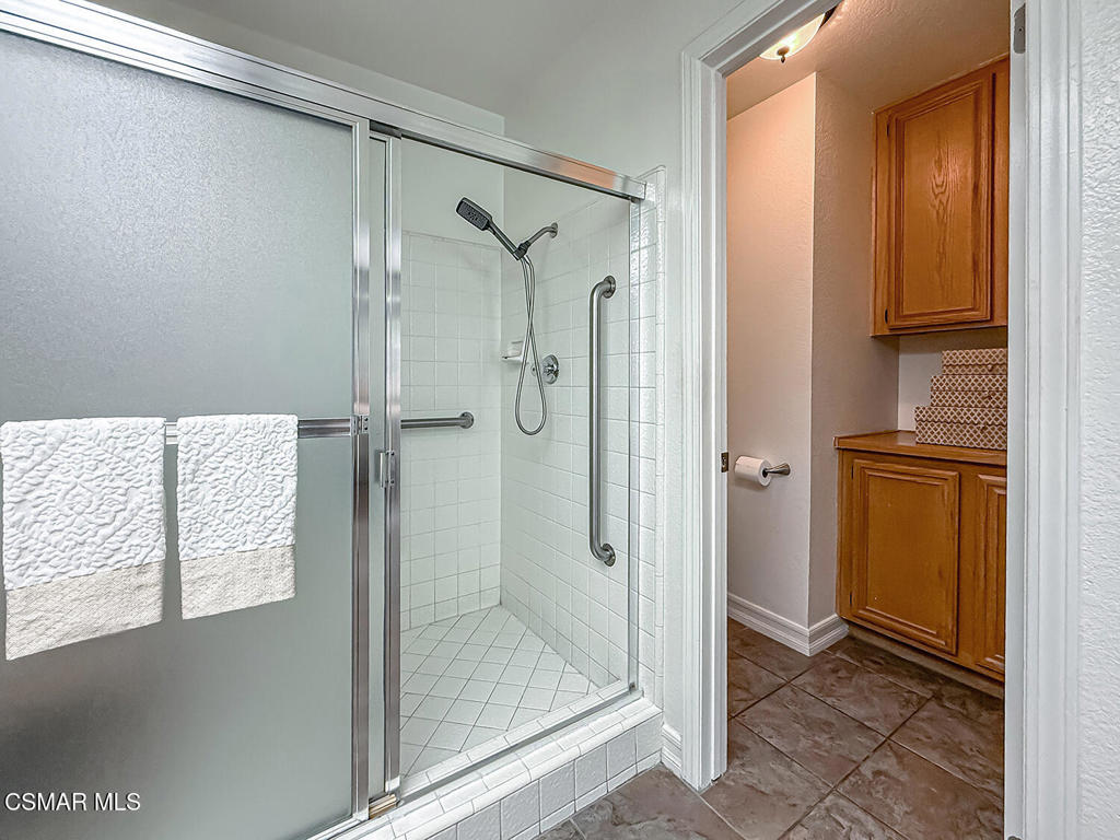 657 Cartpath Place Simi Valley, CA 93065 - Photo 17 of 30