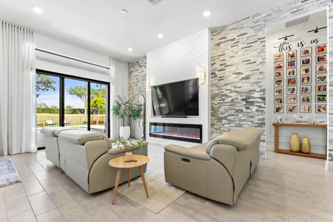 $885,000 | 7465 Seacoast Drive, Parkland, FL 33067