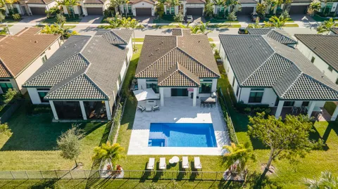 $885,000 | 7465 Seacoast Drive, Parkland, FL 33067