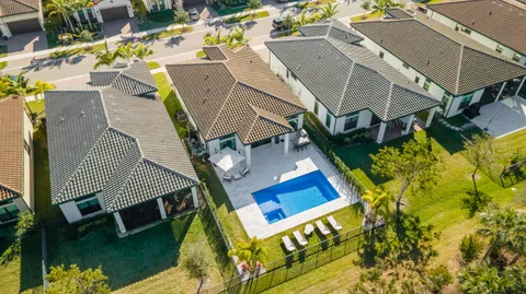 $885,000 | 7465 Seacoast Drive, Parkland, FL 33067