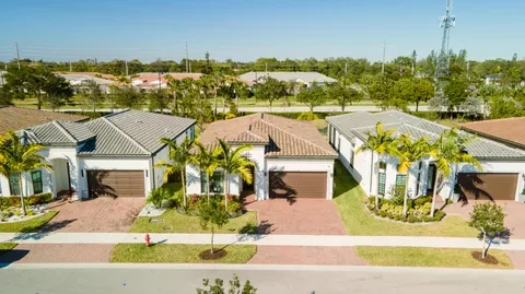$885,000 | 7465 Seacoast Drive, Parkland, FL 33067