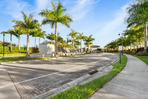 $885,000 | 7465 Seacoast Drive, Parkland, FL 33067