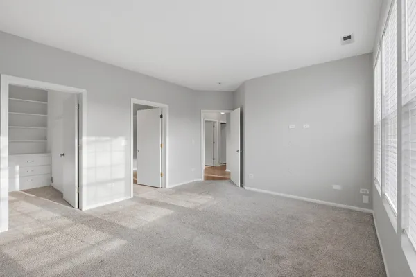 $2,400 | 1586 Millbrook Drive, Algonquin, IL 60102