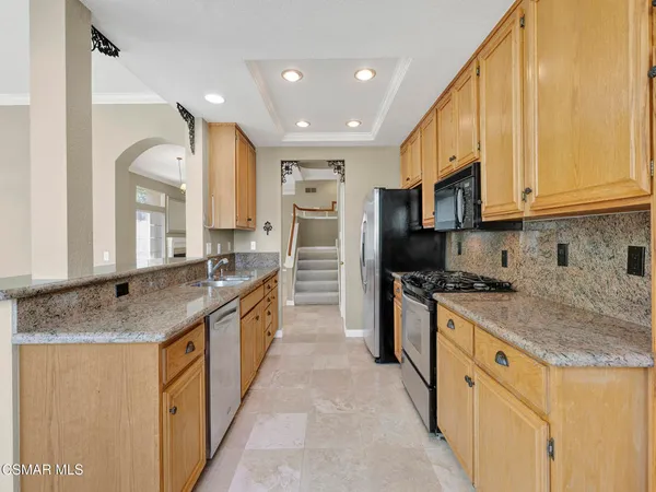 $765,000 | 645 Ivywood Lane, Unit E, Simi Valley, CA 93065
