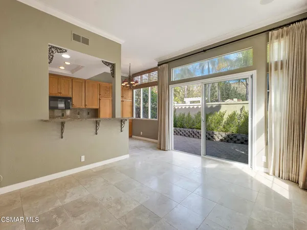 $765,000 | 645 Ivywood Lane, Unit E, Simi Valley, CA 93065