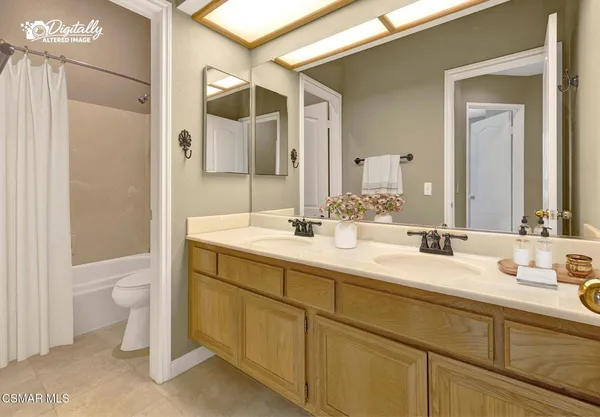 $765,000 | 645 Ivywood Lane, Unit E, Simi Valley, CA 93065