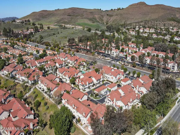 $765,000 | 645 Ivywood Lane, Unit E, Simi Valley, CA 93065