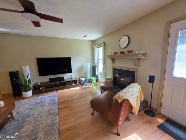 $2,300 | 520 Cornwallis Way, Fayetteville, GA 30214