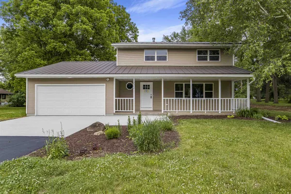 $629,900 | 2542 Brown Deer Road, Stoughton, WI 53589