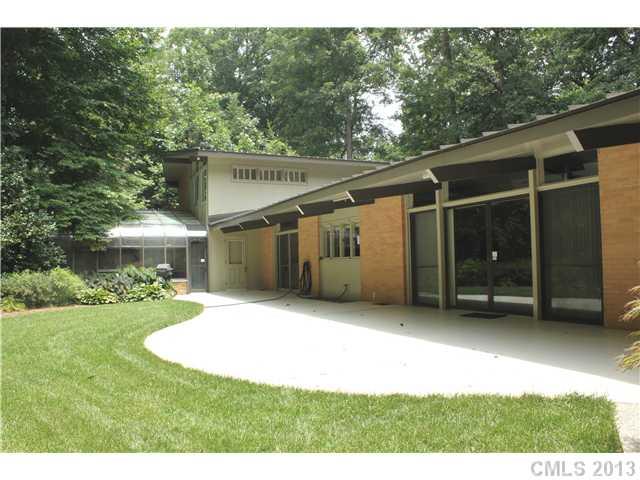 3910 Abingdon Road Charlotte, NC 28211 - Photo 3 of 16 Gallery Image 3