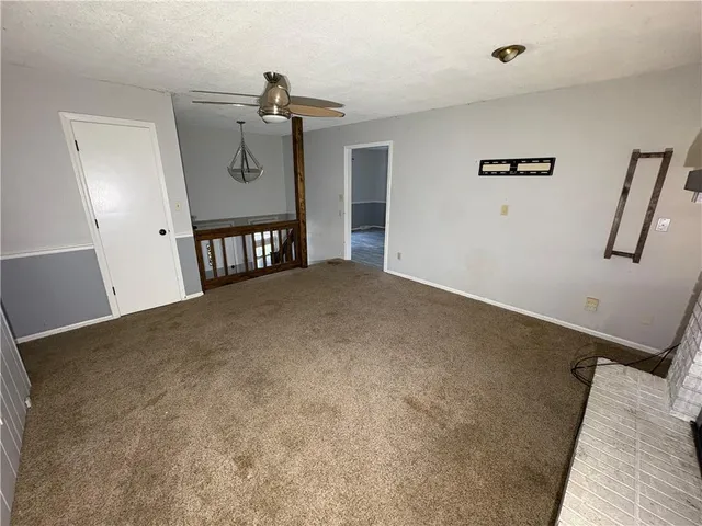 $199,500 | 1112 Fairway Drive, Richmond, MO 64085