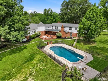 $3,250,000 | 12 Rolling Rock Lane, Ladue, MO 63124