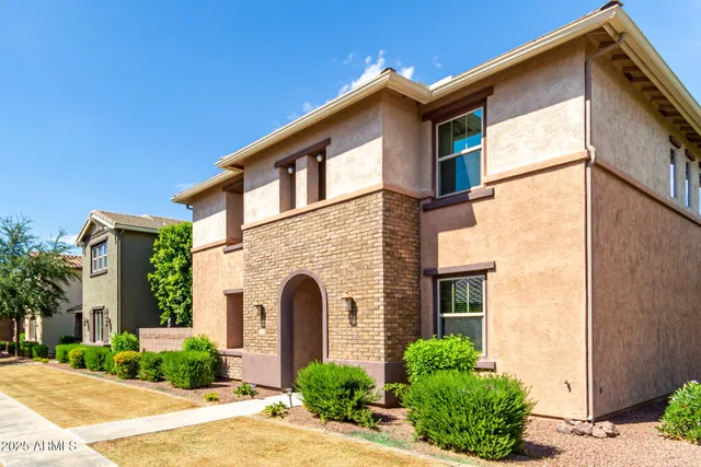$617,500 | 3843 East Gideon Way, Gilbert, AZ 85296