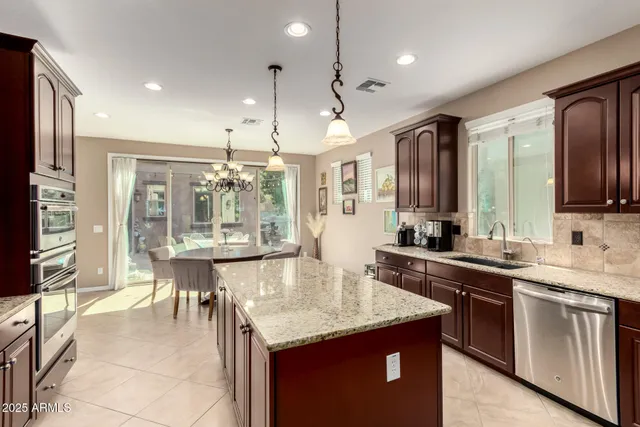 $617,500 | 3843 East Gideon Way, Gilbert, AZ 85296