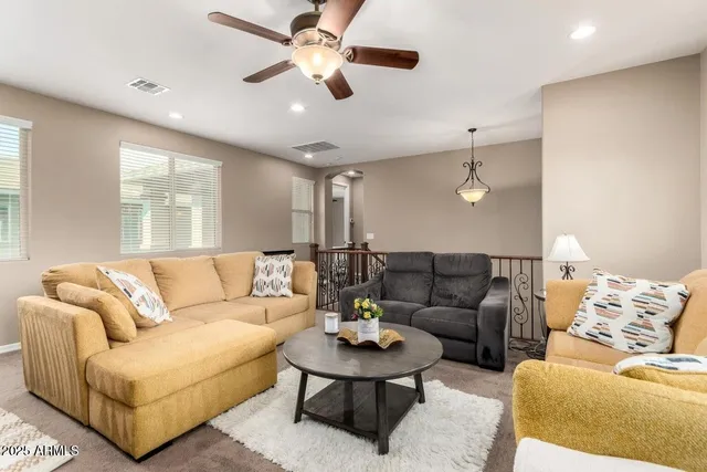 $617,500 | 3843 East Gideon Way, Gilbert, AZ 85296