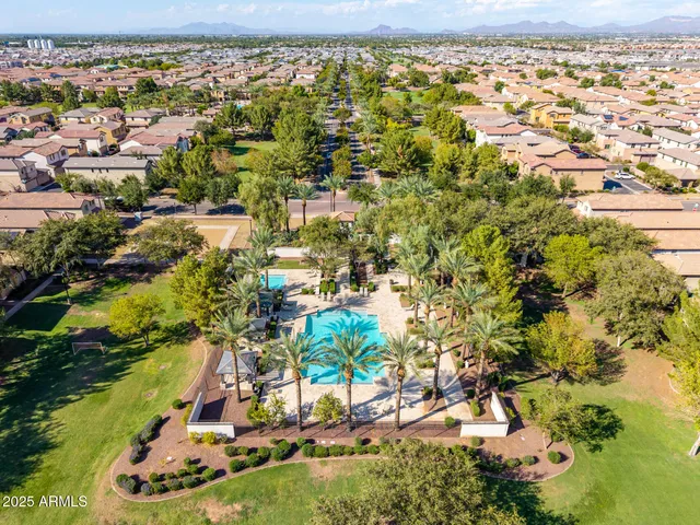 $617,500 | 3843 East Gideon Way, Gilbert, AZ 85296