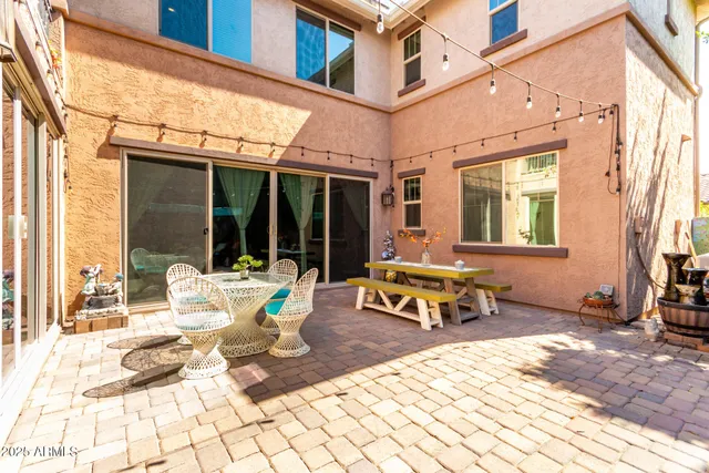 $617,500 | 3843 East Gideon Way, Gilbert, AZ 85296