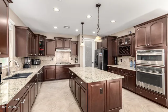 $617,500 | 3843 East Gideon Way, Gilbert, AZ 85296