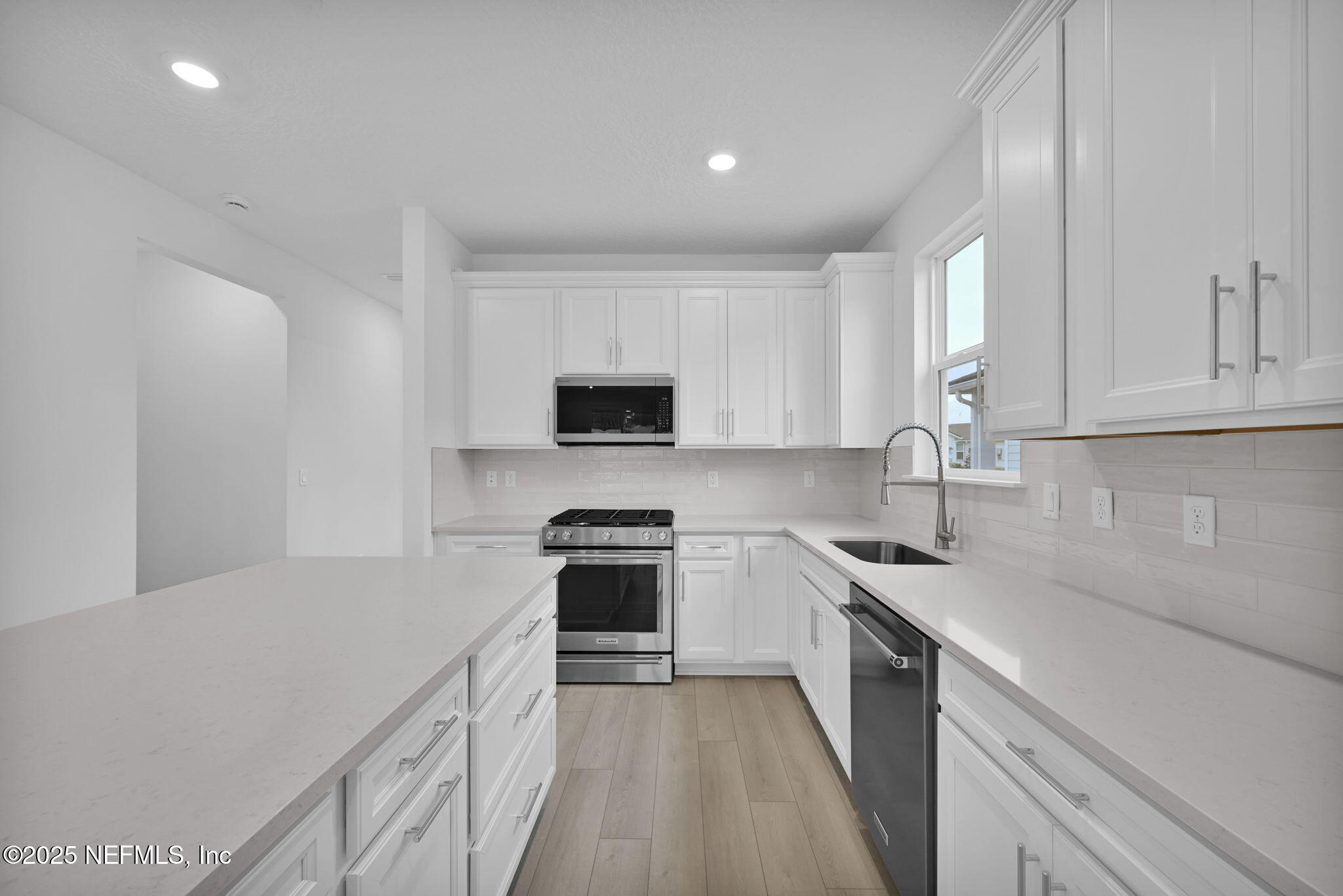 401 Tranquil Trl Circle Yulee, FL 32097 - Photo 6 of 45 Contour Gourmet Kitchen