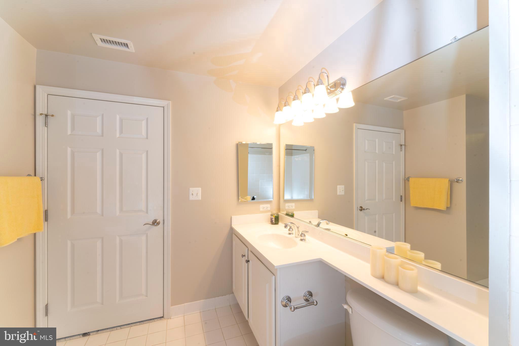 11710 Old Georgetown Road, Unit 1421 North Bethesda, MD 20852 - Photo 12 of 17