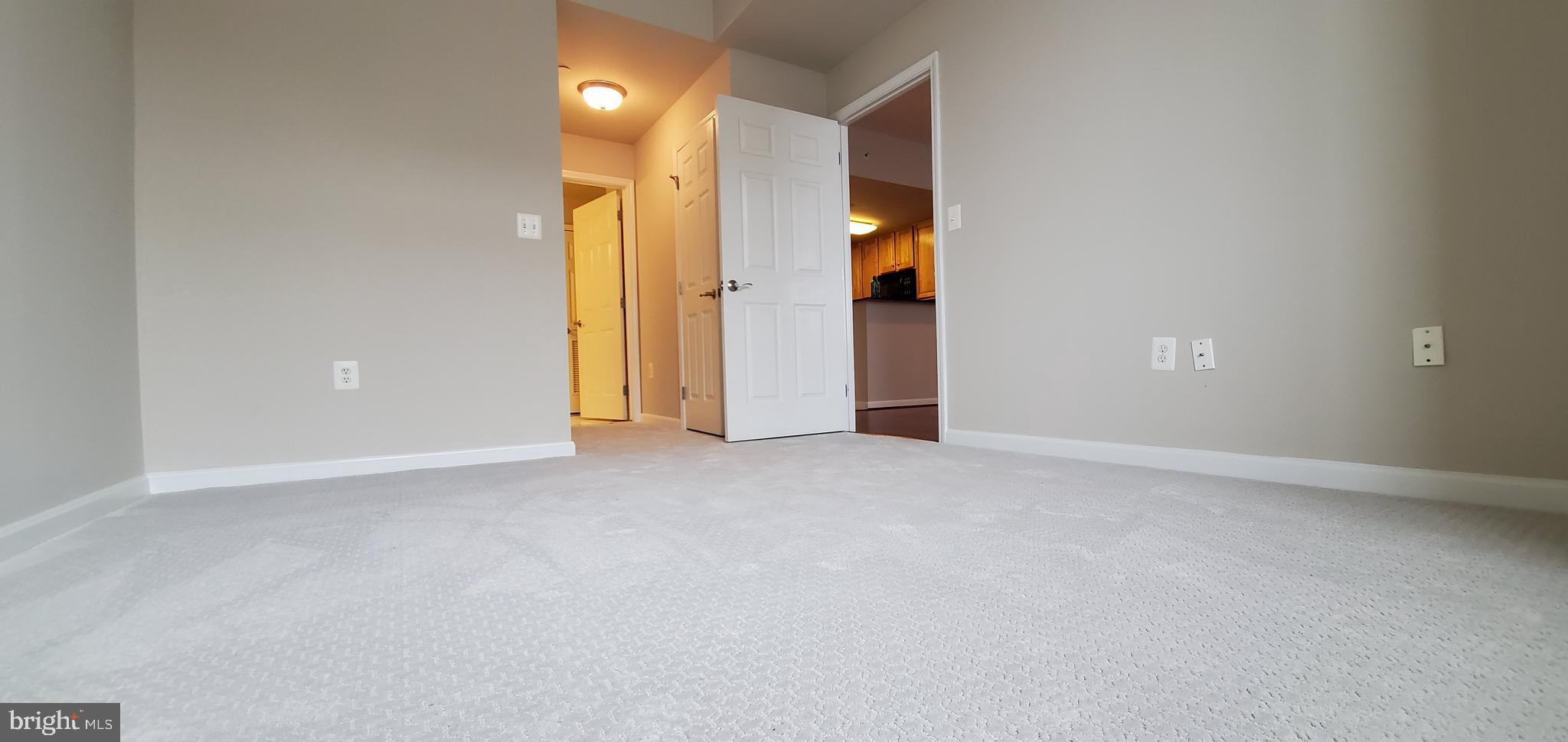 11710 Old Georgetown Road, Unit 1421 North Bethesda, MD 20852 - Photo 8 of 17 Nice bedroom with brand new carpet