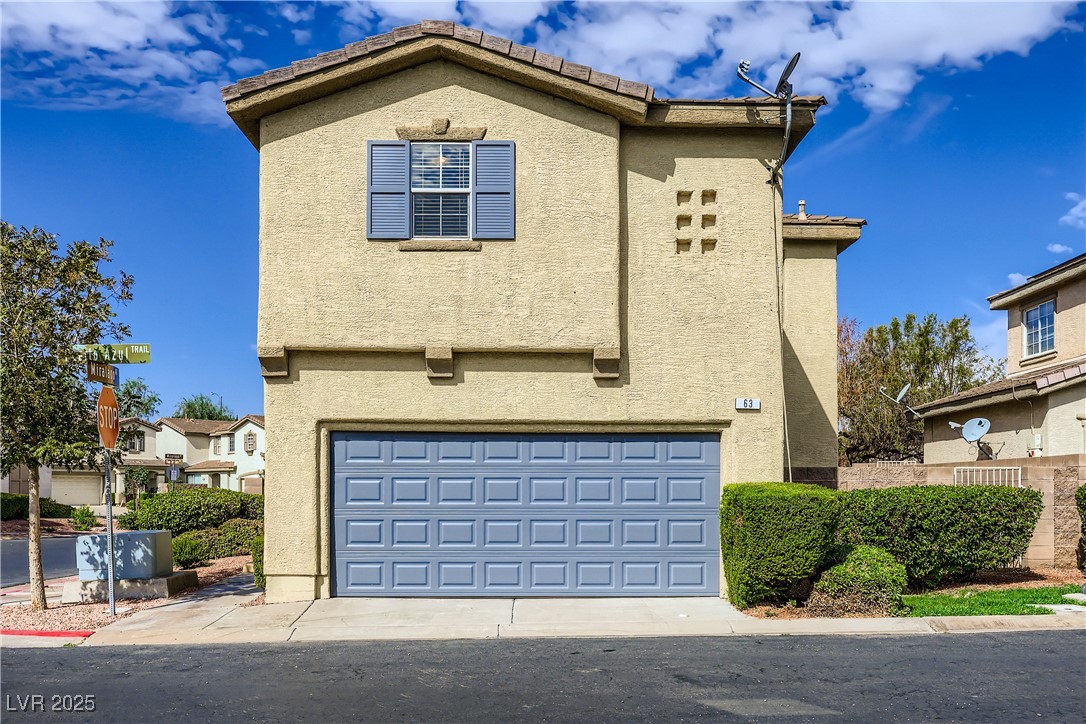 63 Puerto Azul Trail Henderson, NV 89074 - Photo 3 of 28