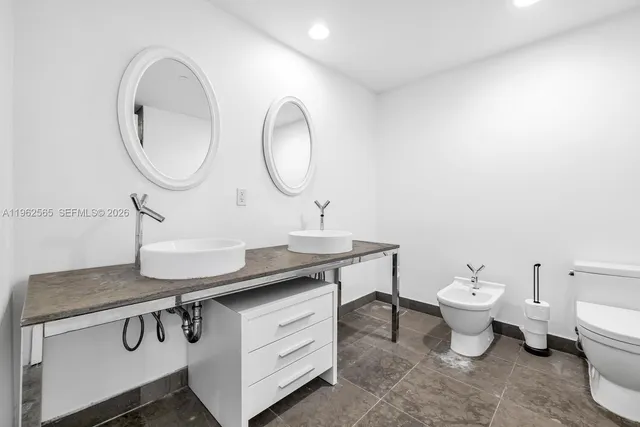 $3,350 | 495 Brickell Avenue, Unit 2606, Miami, FL 33131