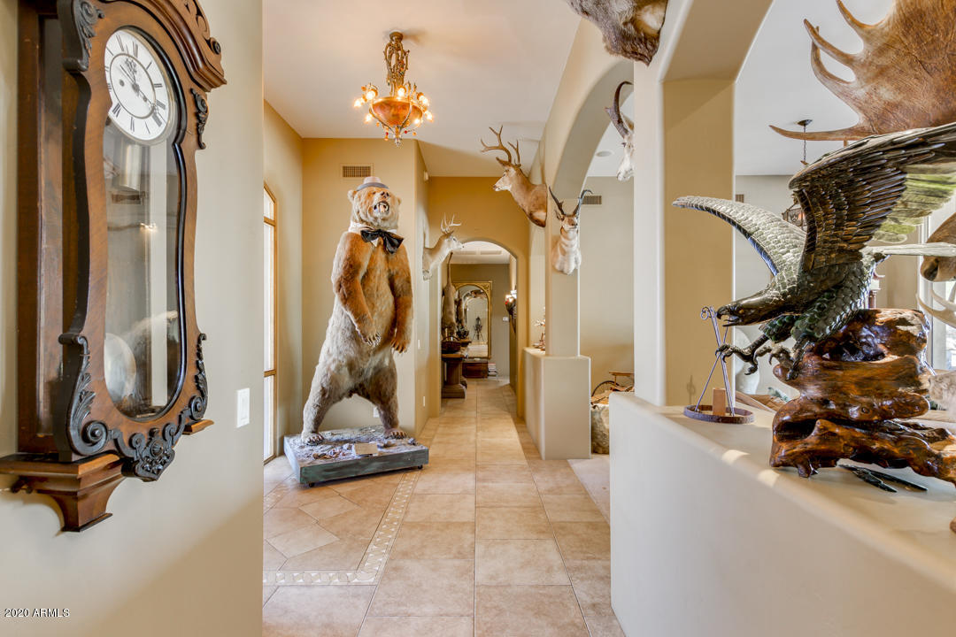 3306 West Cloud Road Phoenix, AZ 85086 - Photo 13 of 61 13-Cloud