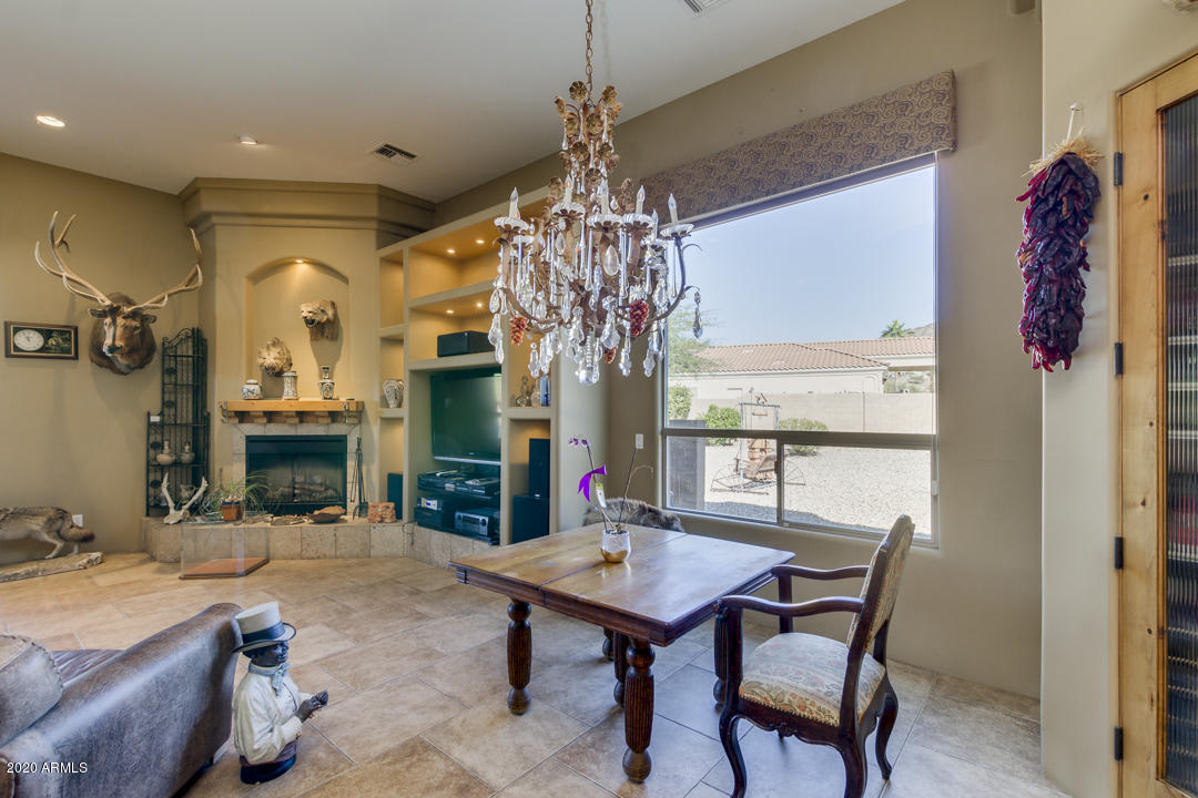 3306 West Cloud Road Phoenix, AZ 85086 - Photo 17 of 61 17-Cloud