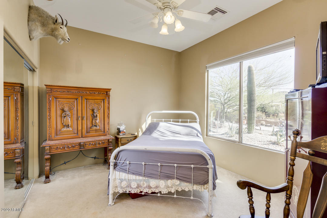 3306 West Cloud Road Phoenix, AZ 85086 - Photo 43 of 61 43-Cloud