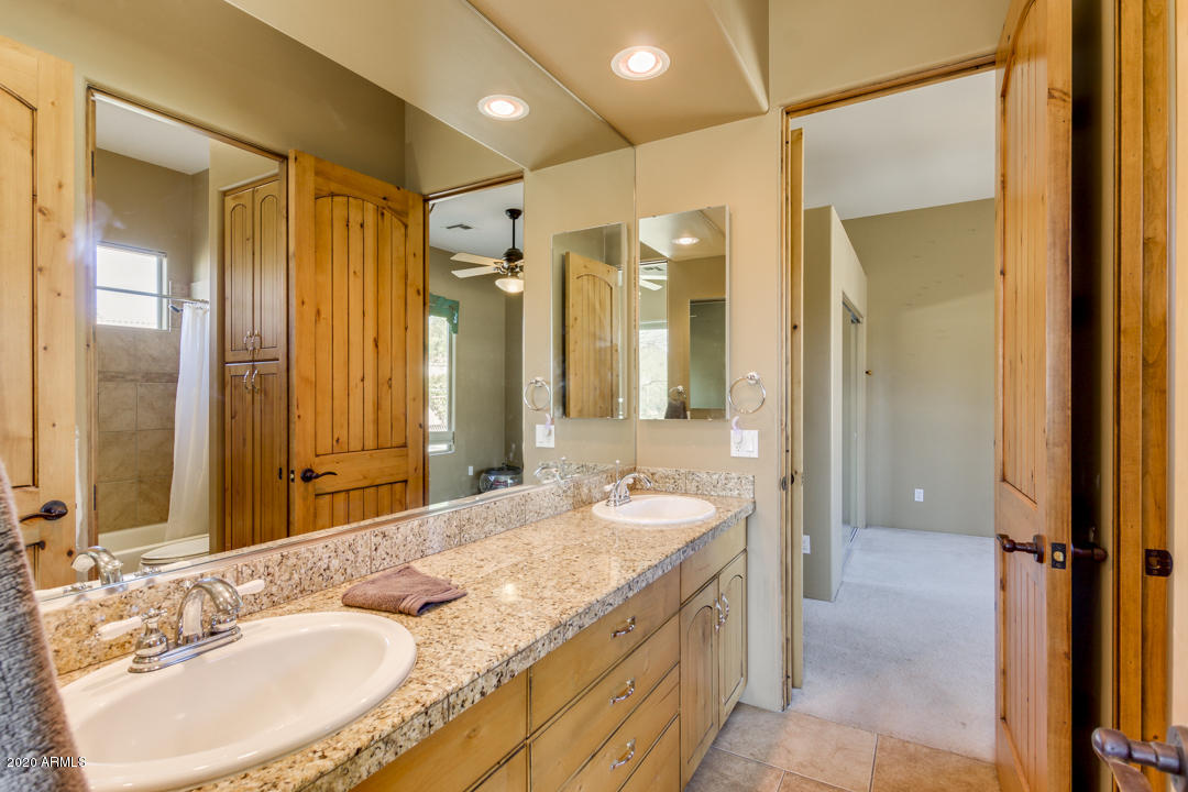 3306 West Cloud Road Phoenix, AZ 85086 - Photo 44 of 61 44-Cloud