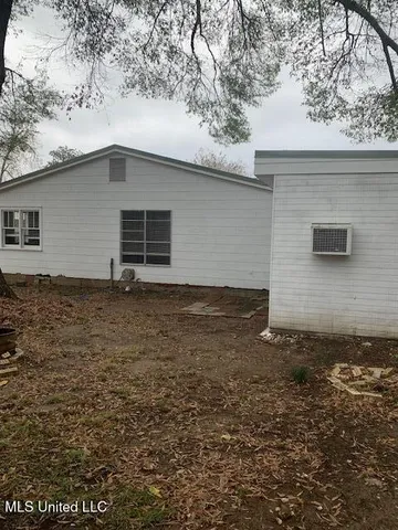 $117,500 | 106 Laurel Avenue, Natchez, MS 39120