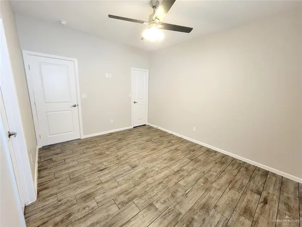 $1,100 | 1404 Petri Drive, Unit 2, Weslaco, TX 78596