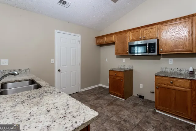 $2,340 | 10576 Day Lily Drive, Hampton, GA 30228