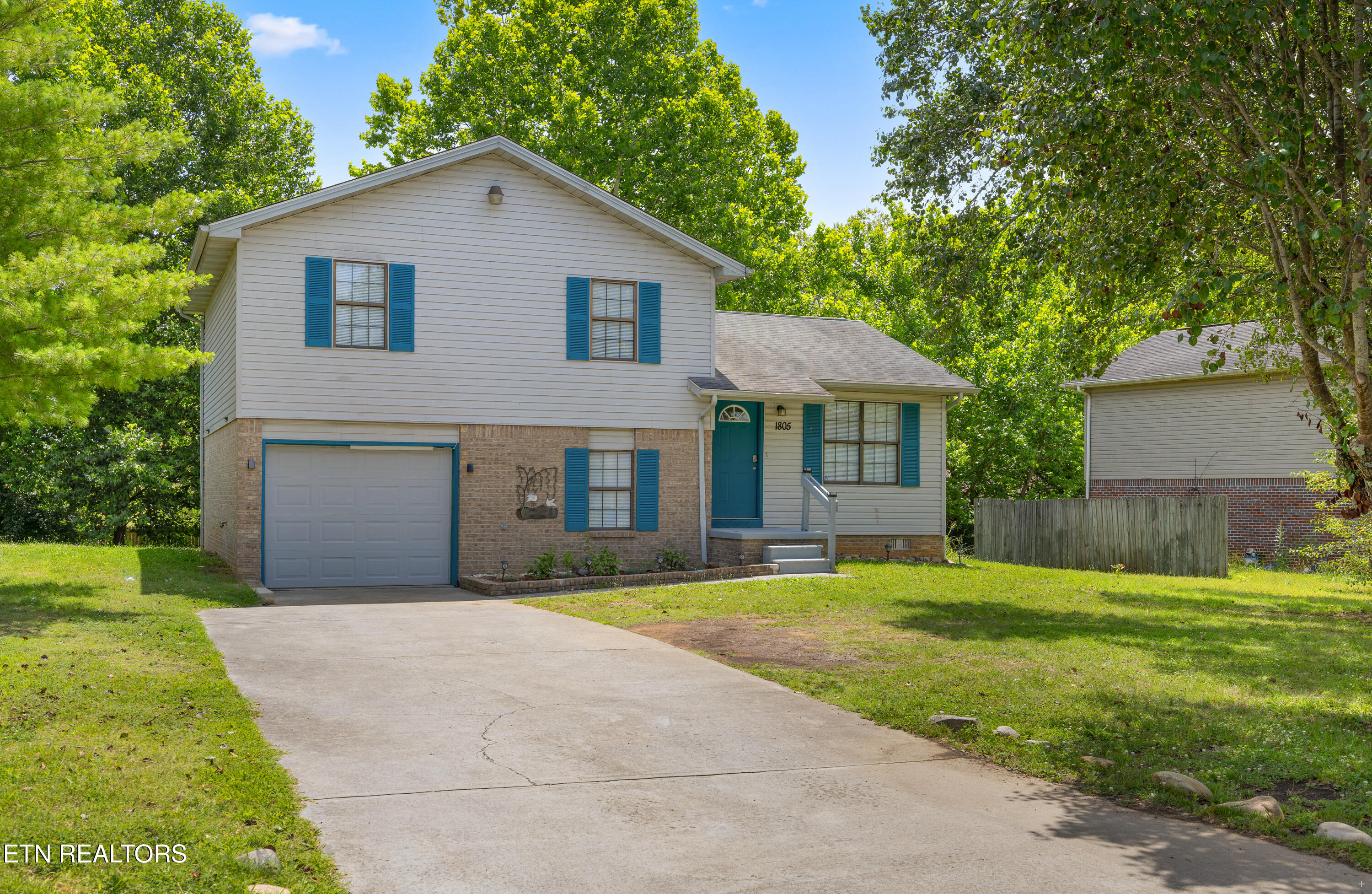 1805 Norlil Road Sevierville, TN 37876 - Photo 2 of 17 Positive Perceptions-1