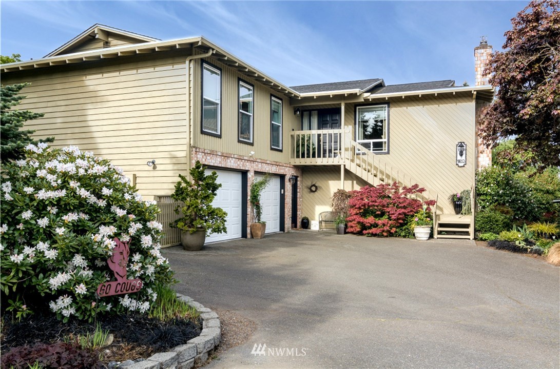 738 Caspers Street Edmonds, WA 98020 - Photo 1 of 27 Gallery Image 1