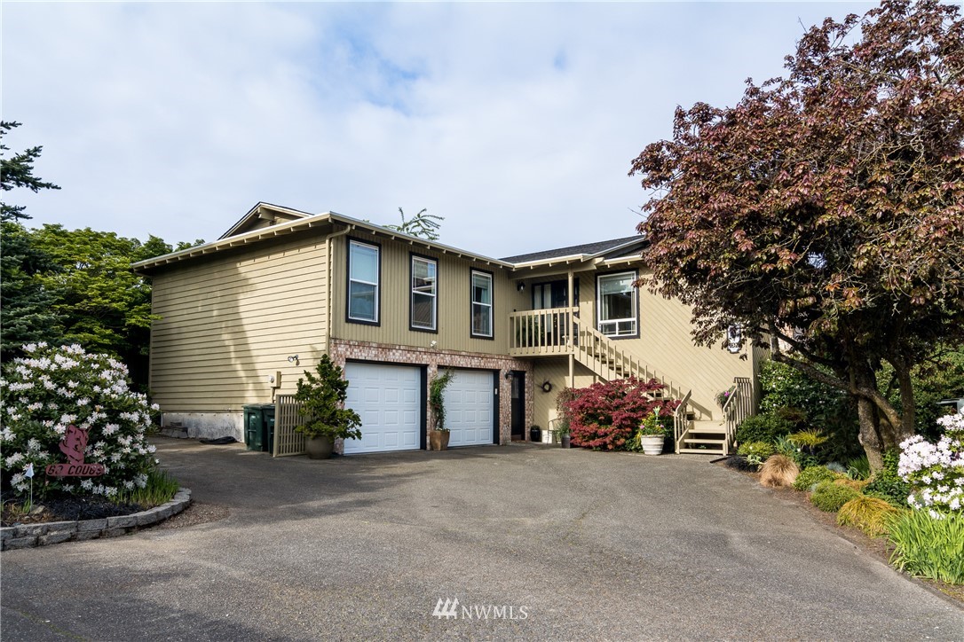 738 Caspers Street Edmonds, WA 98020 - Photo 2 of 27 Gallery Image 2
