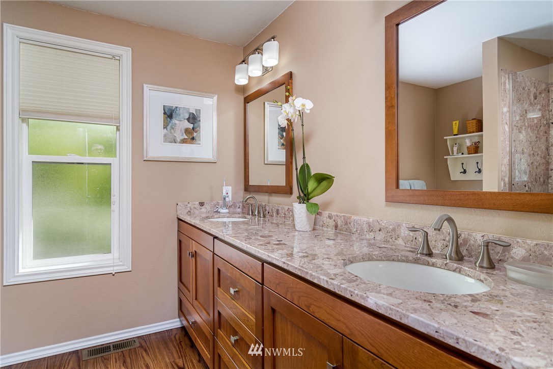 738 Caspers Street Edmonds, WA 98020 - Photo 13 of 27 Gallery Image 13