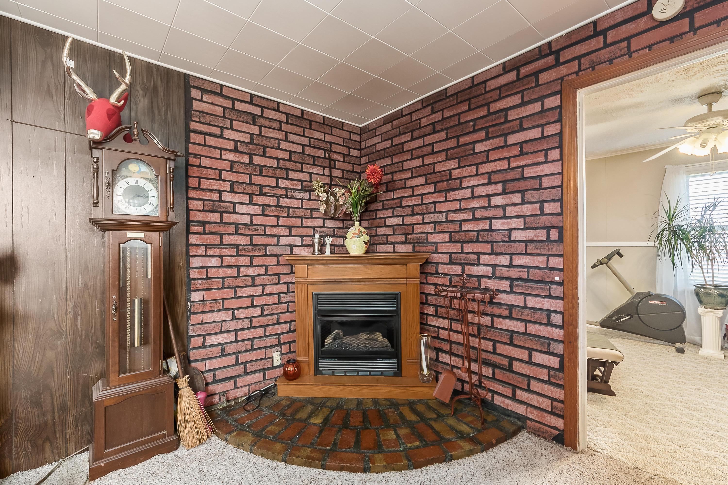 7470 Ridge Road Zanesville, OH 43701 - Photo 11 of 38