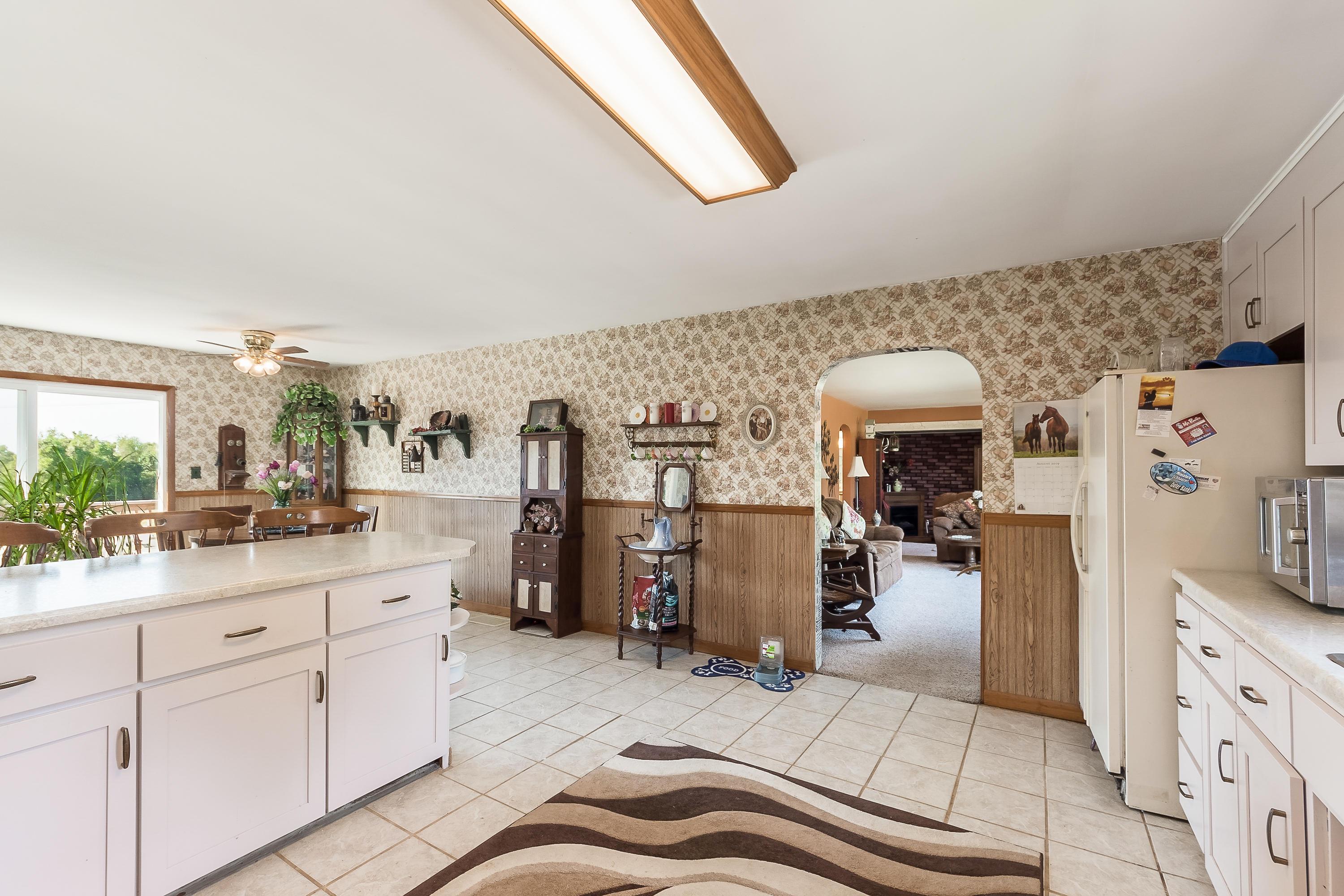 7470 Ridge Road Zanesville, OH 43701 - Photo 12 of 38