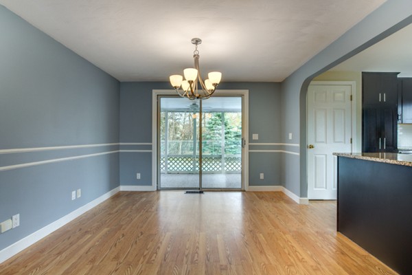 5 Graymore Road Waltham, MA 02451 - Photo 9 of 27 Gallery Image 9