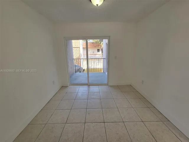 $3,100 | 3940 Northwest 76th Terrace, Unit 3940, Davie, FL 33024