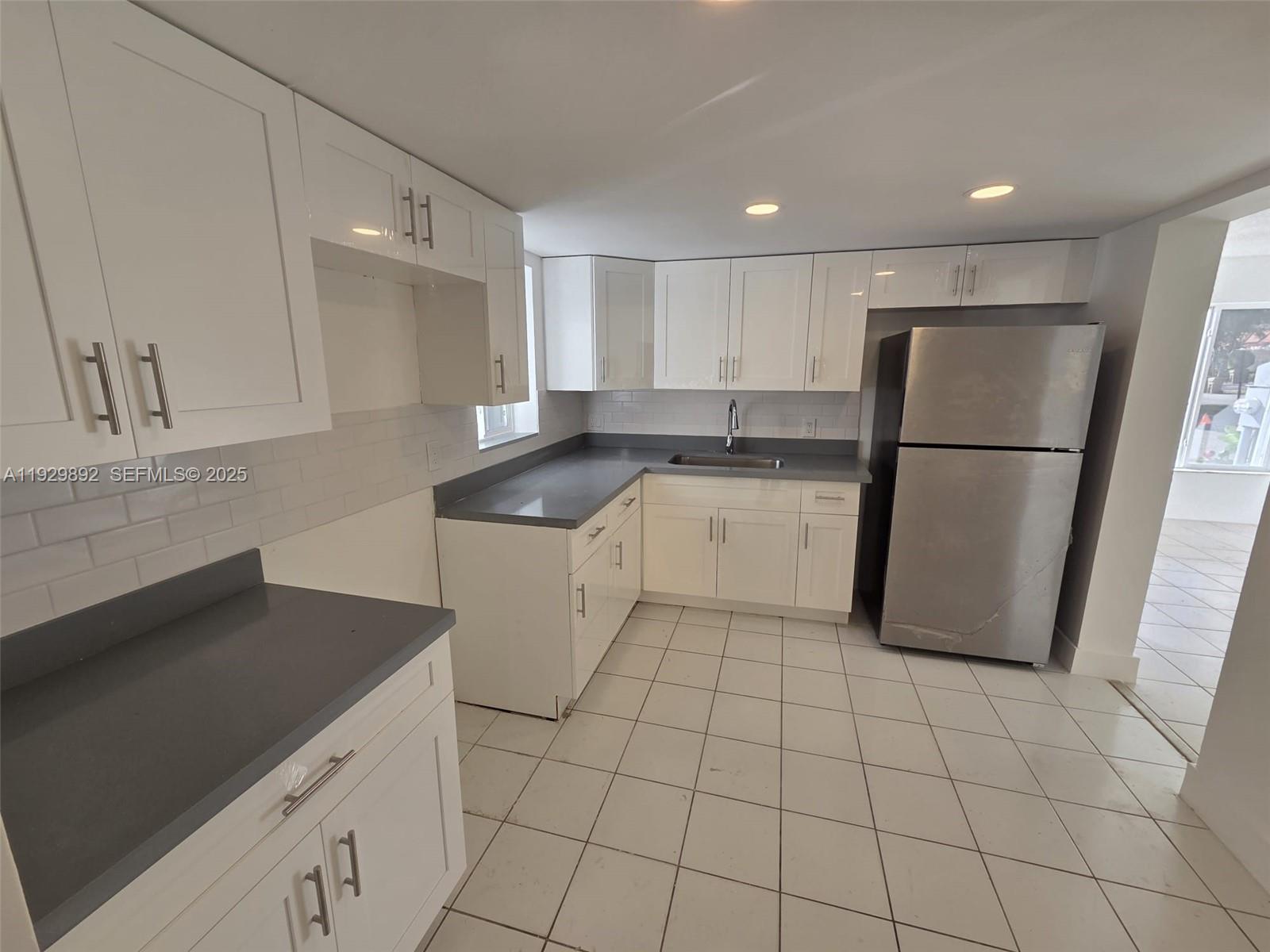 3940 Northwest 76th Terrace, Unit 3940 Davie, FL 33024 - Photo 2 of 18