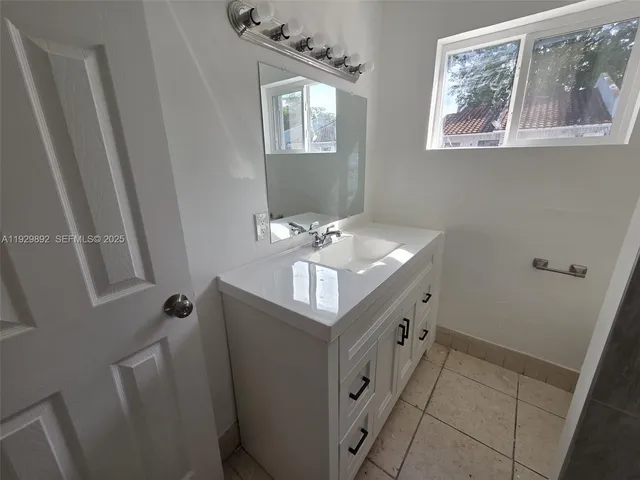 $3,100 | 3940 Northwest 76th Terrace, Unit 3940, Davie, FL 33024