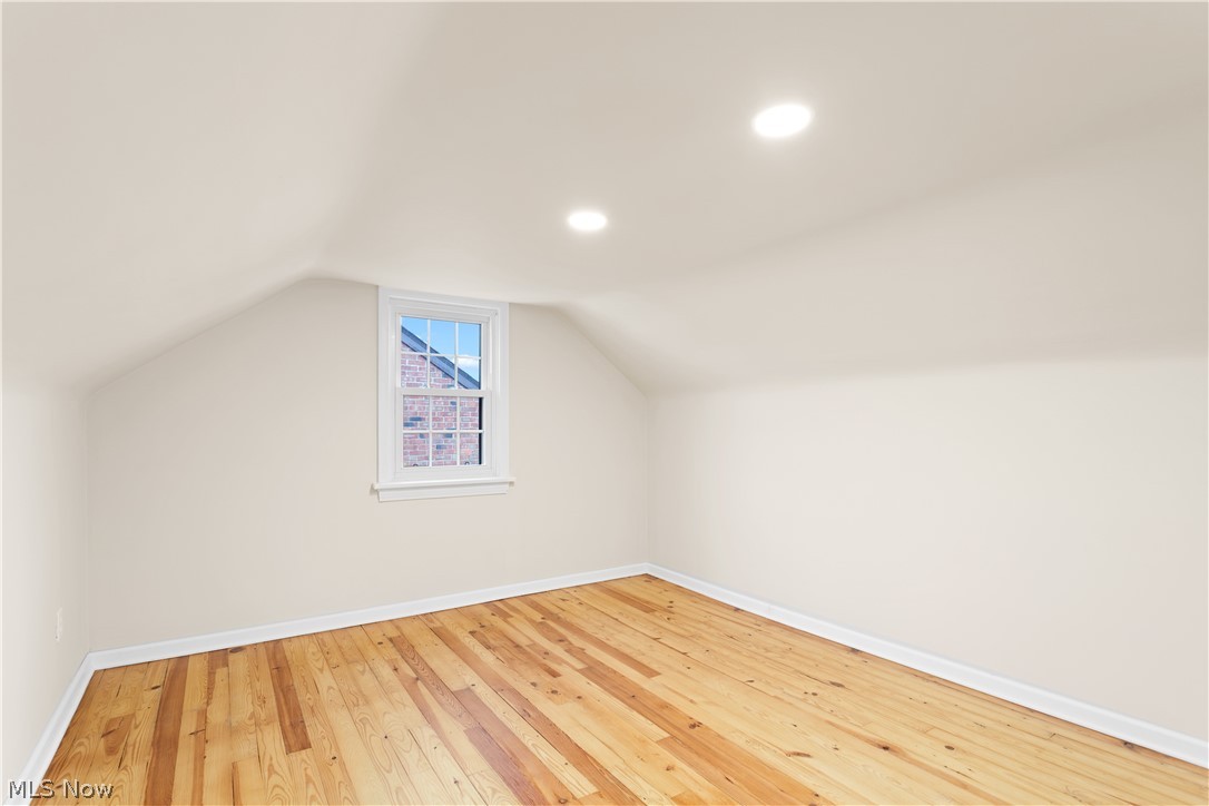 2375 Charney Road Cleveland, OH 44118 - Photo 19 of 21 Gallery Image 19