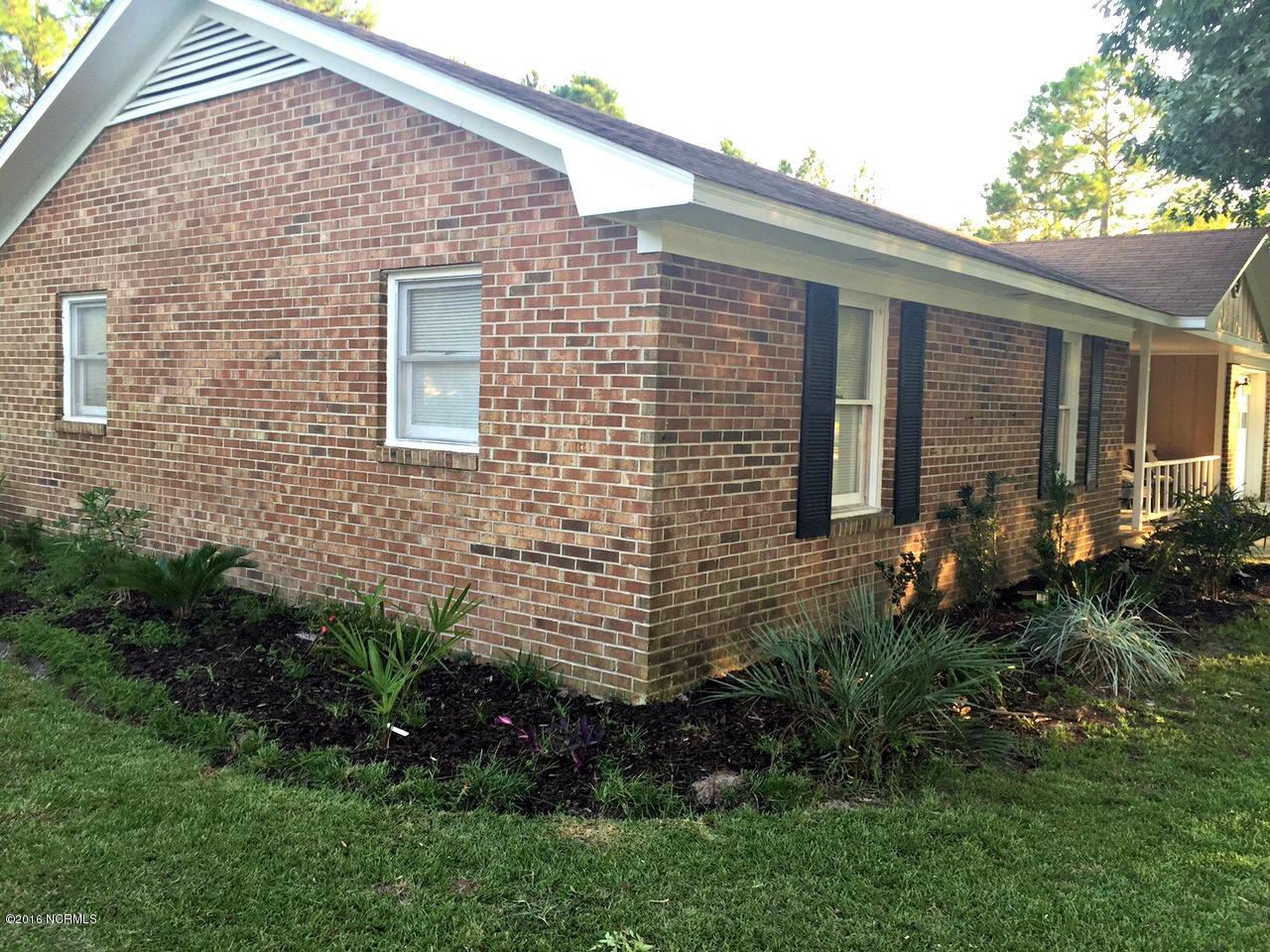4838 Berkley Drive Wilmington, NC 28405 - Photo 2 of 15 exterior side