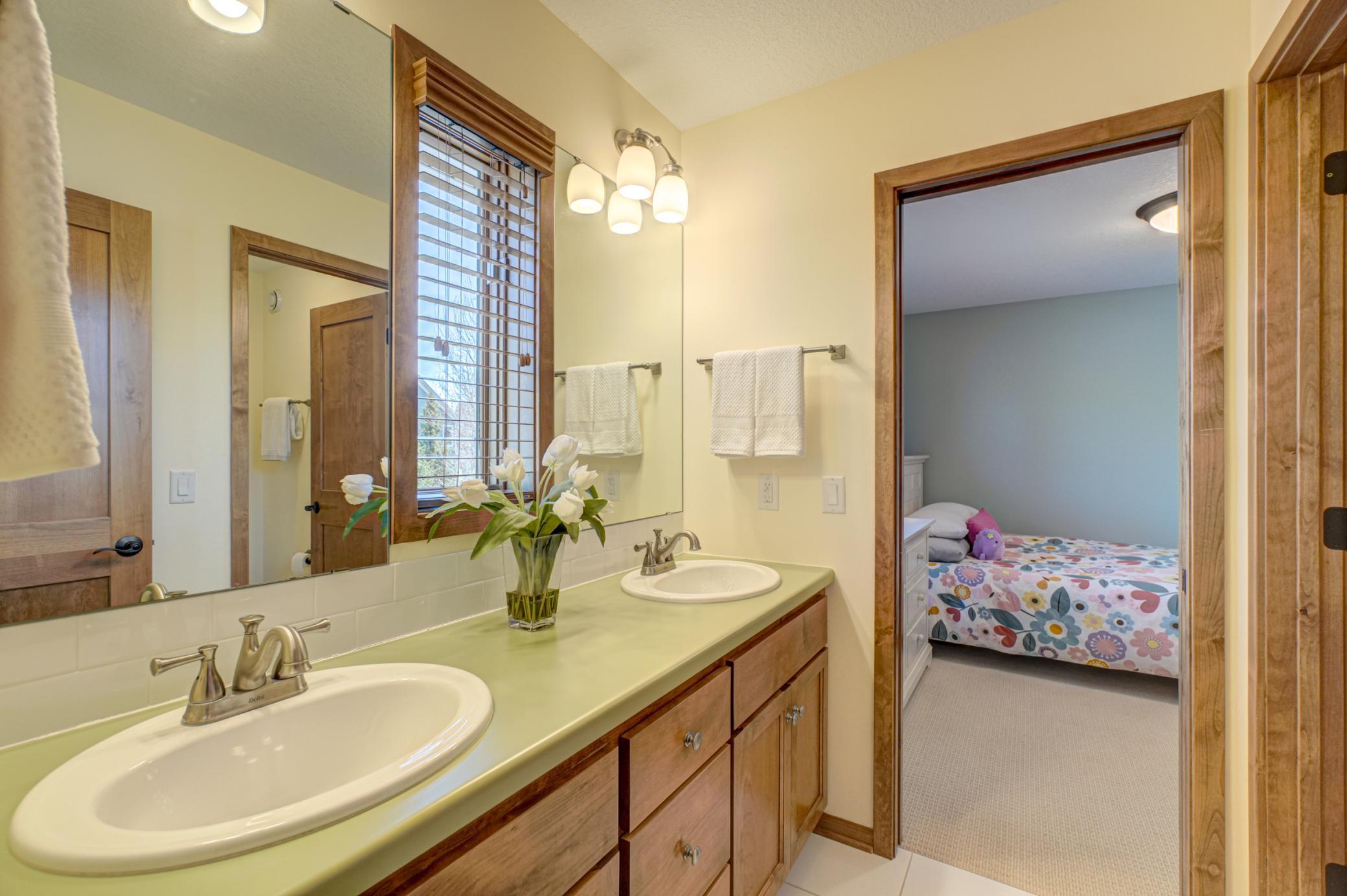 587 Lake Ridge Drive Shoreview, MN 55126 - Photo 28 of 44